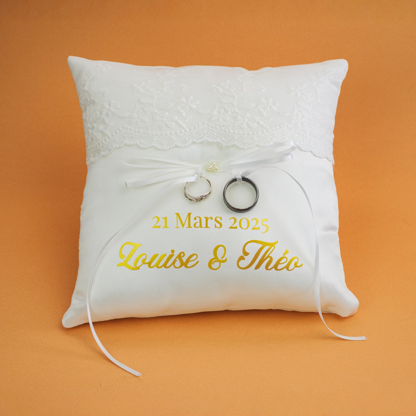 Coussin porte alliances personnalisé – Prénoms & date de mariage