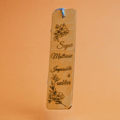 Marque-page Personnalisé en Bois – Merci Maîtresse, Nounou, ATSEM